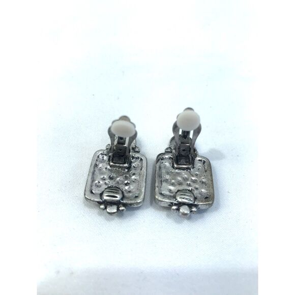 Vintage clip on earrings, dark green gray, square 1 inch - Picture 10 of 13
